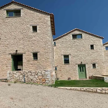 Pietraviti Τσουκαλάδες